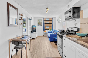 1 bedroom in the BEST location in South Beach !